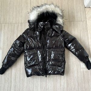 Scotch Bonnet Shiny Black Puffer Jacket with Fur Trim